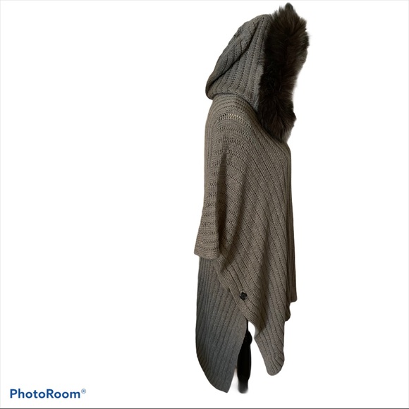 Banana Republic Fur Trimmed Hood Poncho XS - Picture 2 of 7